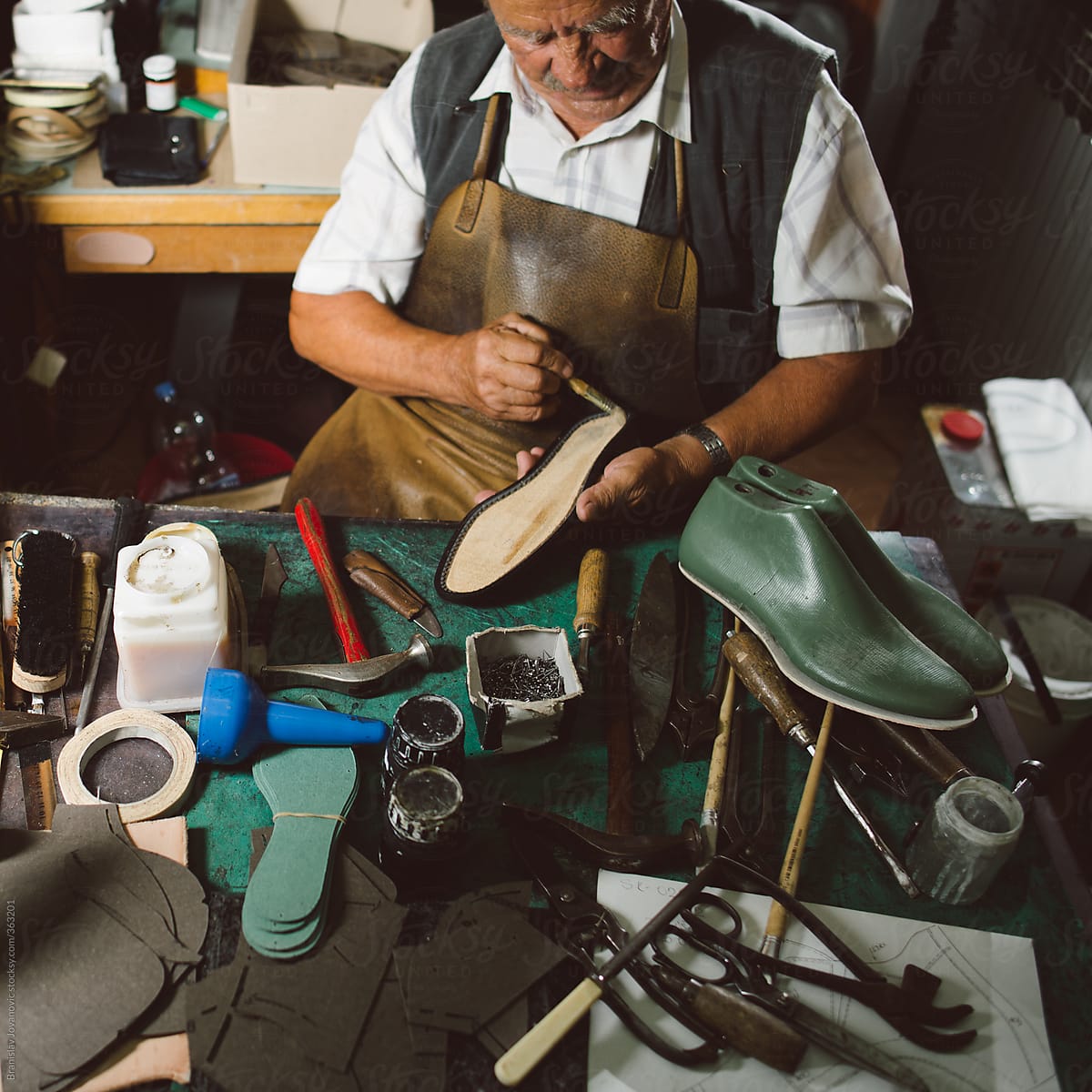 Cobbler / Shoemaker